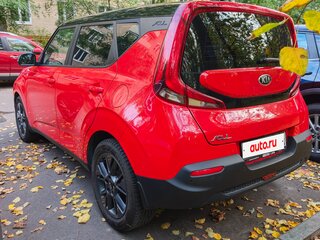 2020 Kia Soul III, красный, 2100000 рублей, вид 4