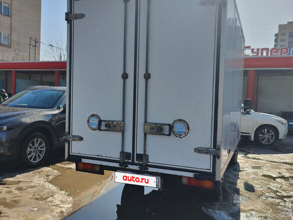 2011 Hyundai Porter, серебристый, 730000 рублей - вид 5