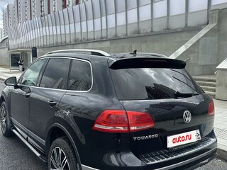 2017 Volkswagen Touareg II Рестайлинг, чёрный, 2550000 рублей, вид 3