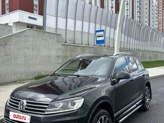 2017 Volkswagen Touareg II Рестайлинг, чёрный, 2550000 рублей, вид 1