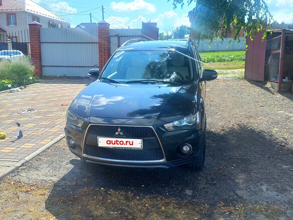 2010 Mitsubishi Outlander II Рестайлинг, чёрный, 1050000 рублей