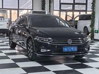 2023 Volkswagen Magotan B8 Рестайлинг, чёрный, 1800000 рублей, вид 3