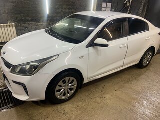 2018 Kia Rio IV, белый, 700999 рублей, вид 5