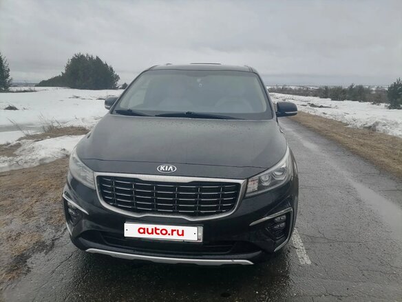 2018 Kia Carnival III, чёрный, 2750000 рублей - вид 1