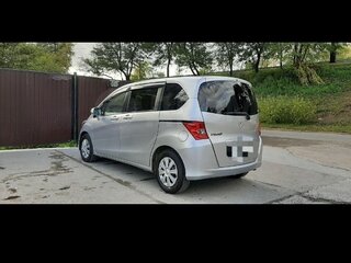 2010 Honda Freed I, серый, 900000 рублей, вид 3