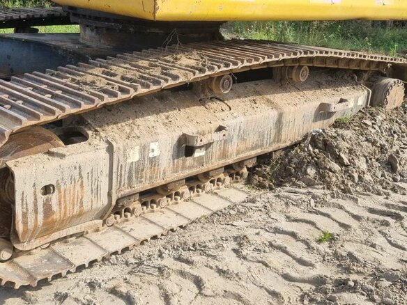 2016 Komatsu PC220-8, жёлтый, 5240000 рублей - вид 8
