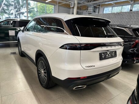 2025 Chery Tiggo 9 I, белый, 3499999 рублей, вид 4