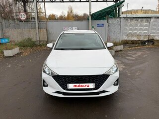2021 Hyundai Solaris II Рестайлинг, белый, 1600000 рублей, вид 2