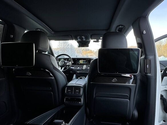 2021 Mercedes-Benz Maybach GLS 600 I, белый, 15000000 рублей - вид 6