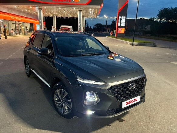 2018 Hyundai Santa Fe IV, серый, 2900000 рублей - вид 1