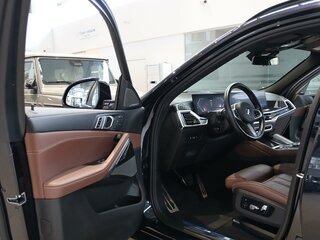 2023 BMW X6 40i III (G06) Рестайлинг, чёрный, 11500000 рублей, вид 5