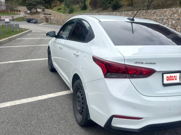 2017 Hyundai Solaris II, белый, 1300000 рублей - вид 5
