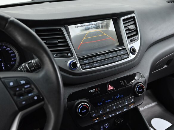 2017 Hyundai Tucson III, серый - вид 10