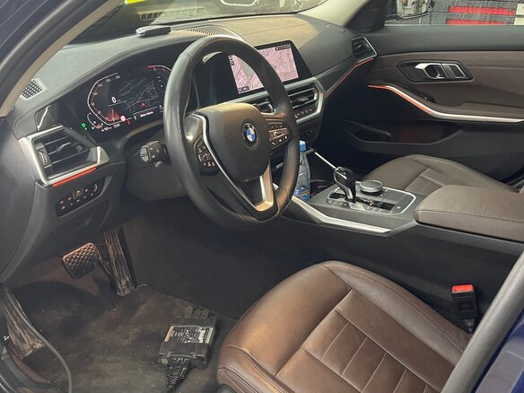 2020 BMW 3 серии 320i xDrive VII (G2x), синий, 3700000 рублей - вид 5