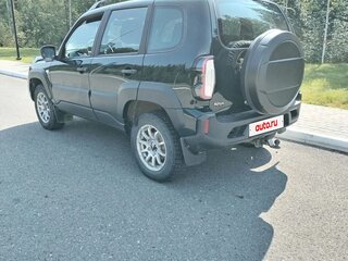2023 Lada (ВАЗ) Niva Travel I, зелёный, 950000 рублей, вид 2