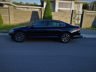2019 Volkswagen Passat B8, чёрный, 2400000 рублей, вид 5
