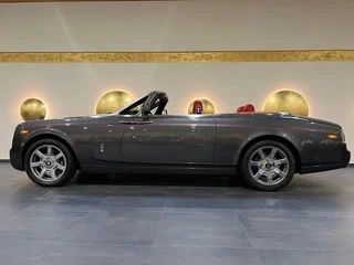 2013 Rolls-Royce Phantom VII Рестайлинг (Series II), серый, 109000000 рублей, вид 3