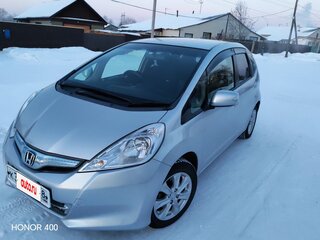 2011 Honda Fit Hybrid II, серебристый, 770000 рублей, вид 1
