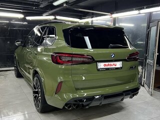 2021 BMW X5 M Competition III (F95), зелёный, 10500000 рублей, вид 5