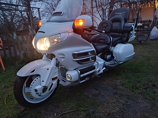 2003 Honda GL 1800 Gold Wing, белый, 700000 рублей, вид 2