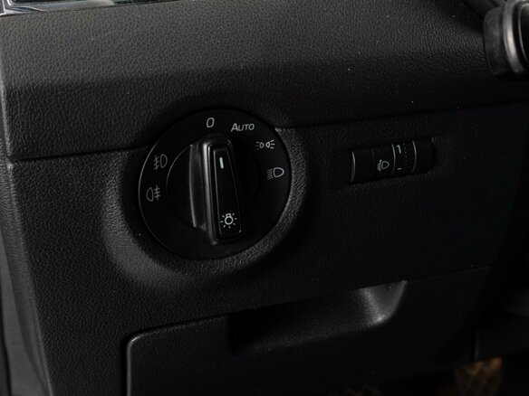 2014 Skoda Octavia III (A7), серебристый - вид 13