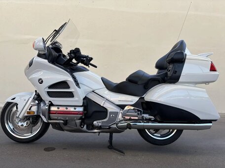 2013 Honda GL 1800 Gold Wing, белый, 1390000 рублей, вид 1