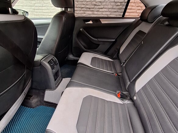 2016 Volkswagen Jetta VI Рестайлинг, синий, 550000 рублей - вид 7