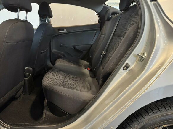 2014 Hyundai Solaris I Рестайлинг, серебристый - вид 12