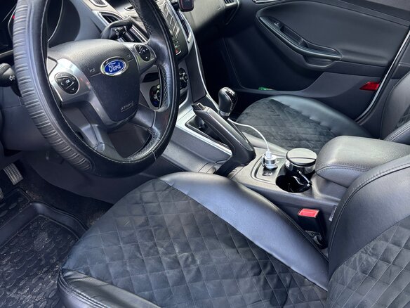 2011 Ford Focus III, серебристый, 800000 рублей - вид 11