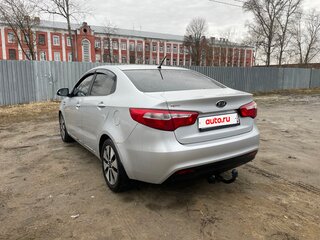 2012 Kia Rio 5-speed III, серый, 750000 рублей, вид 4
