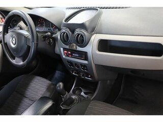 2013 Renault Sandero I, красный, 517000 рублей, вид 5
