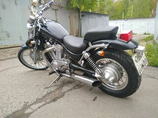 Suzuki Intruder VS 400