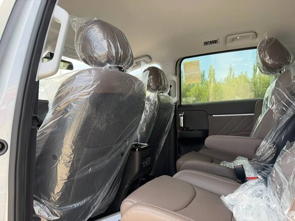 2026 Wuling Starlight 730, серебристый, 2670000 рублей - вид 9
