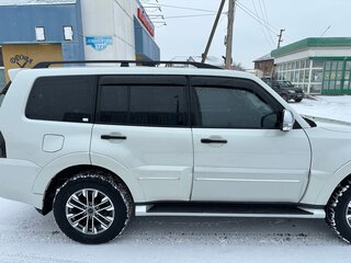 2020 Mitsubishi Pajero IV Рестайлинг 2, белый, 4200000 рублей, вид 3