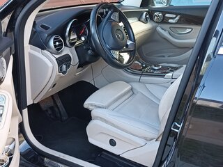 2018 Mercedes-Benz GLC 300 I (X253), чёрный, 2187989 рублей, вид 2