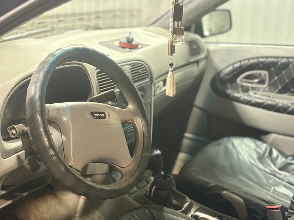 1997 Volvo S40 I, синий, 200000 рублей - вид 8