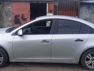 2011 Chevrolet Cruze I, серебристый, 650000 рублей, вид 3