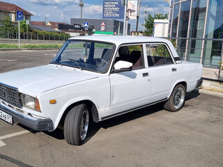 2005 Lada (ВАЗ) 2107, белый, 170000 рублей, вид 1