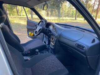 2006 Chevrolet Niva I, серебристый, 320000 рублей, вид 3