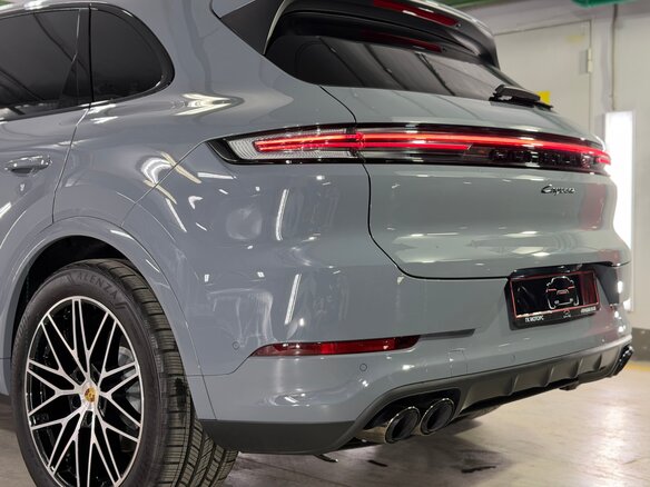 2024 Porsche Cayenne III Рестайлинг, серебристый, 13900000 рублей - вид 13