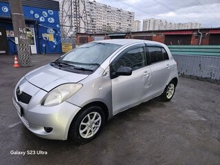 2005 Toyota Vitz II (XP90), серебристый, 250000 рублей, вид 1