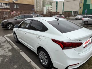 2018 Hyundai Solaris II, белый, 1150000 рублей, вид 5