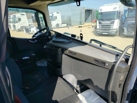 2019 Volvo FH, синий, 6900800 рублей, вид 5