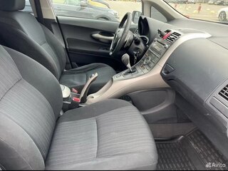 2009 Toyota Auris I, белый, 549000 рублей, вид 3