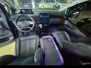 2023 Hyundai Staria I, чёрный, 6999000 рублей, вид 4