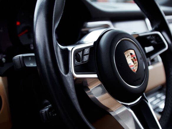 2016 Porsche Macan S I, чёрный, 3690000 рублей - вид 9