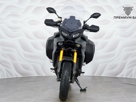 2021 Yamaha MT-09 Tracer (FJ-09), серый, 1347000 рублей, вид 4