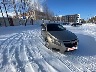 2011 Chevrolet Cruze I, бежевый, 550000 рублей, вид 2