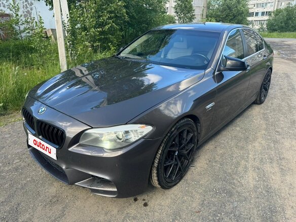 2011 BMW 5 серии 530d xDrive VI (F10/F11/F07), коричневый, 2100000 рублей - вид 1