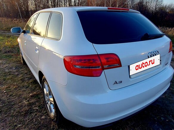 2012 Audi A3 II (8P) Рестайлинг 2, белый - вид 3